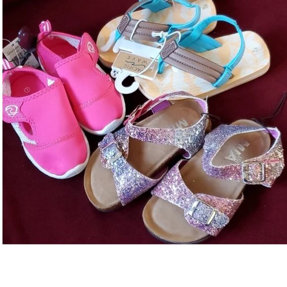 Mia Girl Pacific Wave Zone Other - 3 pair Toddler Girls Shoes Water Shoes Flip Flops Glitter Sandals  Size 7/8  NWT